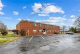 540 College Street - Photo 2