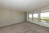 1 Lakeshore Boulevard - Photo 29