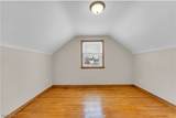 21980 Ivan Avenue - Photo 18