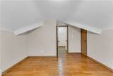 21980 Ivan Avenue - Photo 19