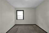 15705 Maplewood Avenue - Photo 16