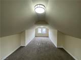 8221 Grand Division Avenue - Photo 15