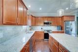 2594 Carlton Street - Photo 14