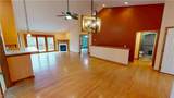 957 Edgewater Circle - Photo 11