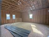 10695 Kinsman Road - Photo 15