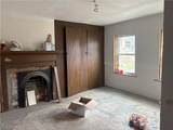 122 Chestnut Street - Photo 2