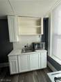 320 Woodlawn Avenue - Photo 3