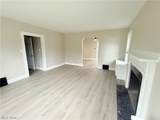 138 Roslyn - Photo 12