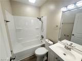 138 Roslyn - Photo 9