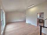 3181 Parmalee Drive - Photo 5