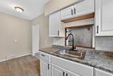 17208 Lipton Avenue - Photo 10