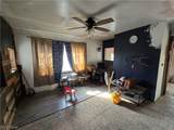 121 Beckett Court - Photo 43