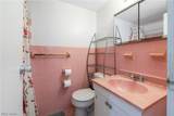 16100 Van Aken Boulevard - Photo 20