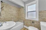 5440 Hollywood Avenue - Photo 15