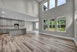 2081 Glenmont Drive - Photo 9