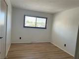 24635 Clareshire Drive - Photo 11