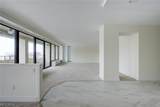 2 Bratenahl Place - Photo 13
