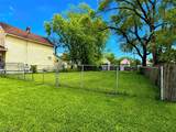 1624 33rd Street - Photo 4
