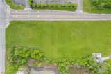 2937 Woodlawn Avenue - Photo 12