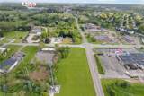 2937 Woodlawn Avenue - Photo 4