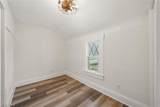 2471 Tremont Avenue - Photo 14