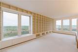 2 Bratenahl Place - Photo 16