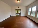 400 Cloverdale Avenue - Photo 4