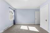 876 Eloise Drive - Photo 14