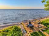 7839 Lake Shore Boulevard - Photo 3