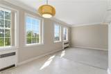 15820 Van Aken Boulevard - Photo 9