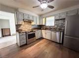 1015 Kingsway Drive - Photo 2