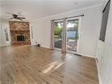 25524 Chatworth - Photo 15