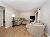 25524 Chatworth - Photo 7