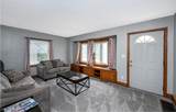 1699 Redwood Avenue - Photo 2