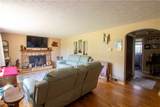 10381 Portage Street - Photo 3