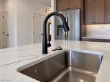 448 Bordeaux Boulevard - Photo 10