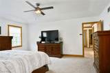 2412 East Pointe Drive - Photo 34