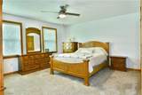 2412 East Pointe Drive - Photo 47