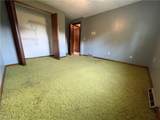 3066 Lake Center Street - Photo 33