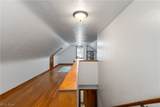 224 Ertle Avenue - Photo 18