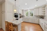 9913 Lake Shore Boulevard - Photo 17
