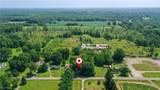 592 Braceville Robinson Road - Photo 38
