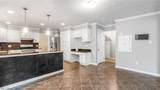 10525 Twin Oaks Drive - Photo 11