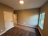 17204 Maple Heights Boulevard - Photo 10