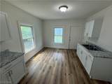 1605 Carr Street - Photo 3