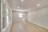 2758 Oak Street - Photo 10