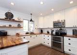 8113 Darrow Road - Photo 9