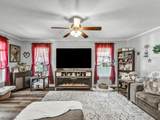 381 Westwoods - Photo 8