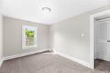 677 Eastland Avenue - Photo 14