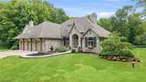 5560 Oak Hill Drive - Photo 2